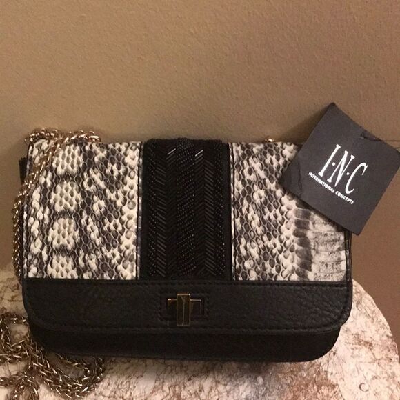 NWT INC concepts faux leather crossbody blk/white - Picture 2 of 7